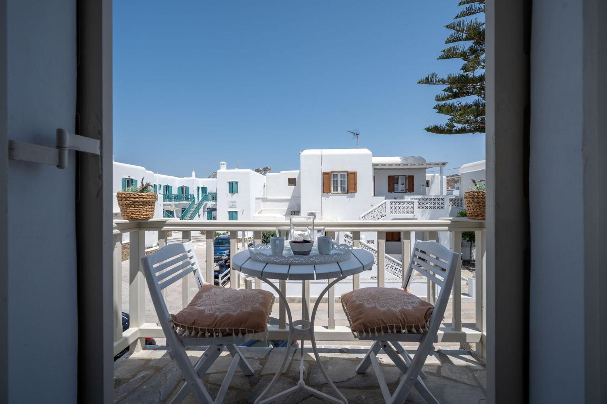 Twins-Trisa Apartments Ornos  Exteriér fotografie